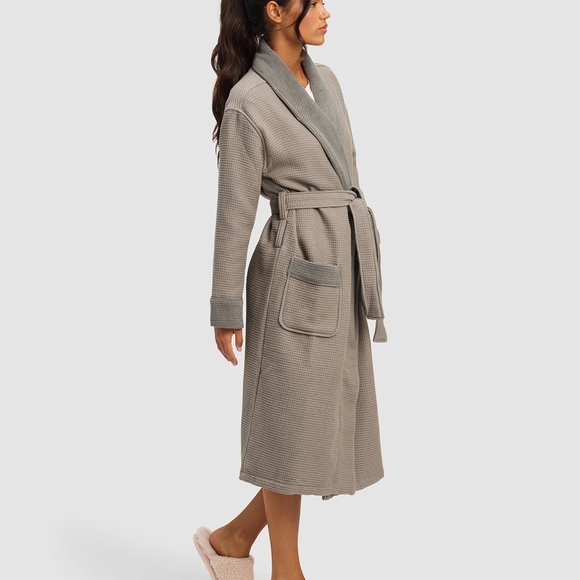 NWT Cozy Earth Waffle Bath Robe, Size M